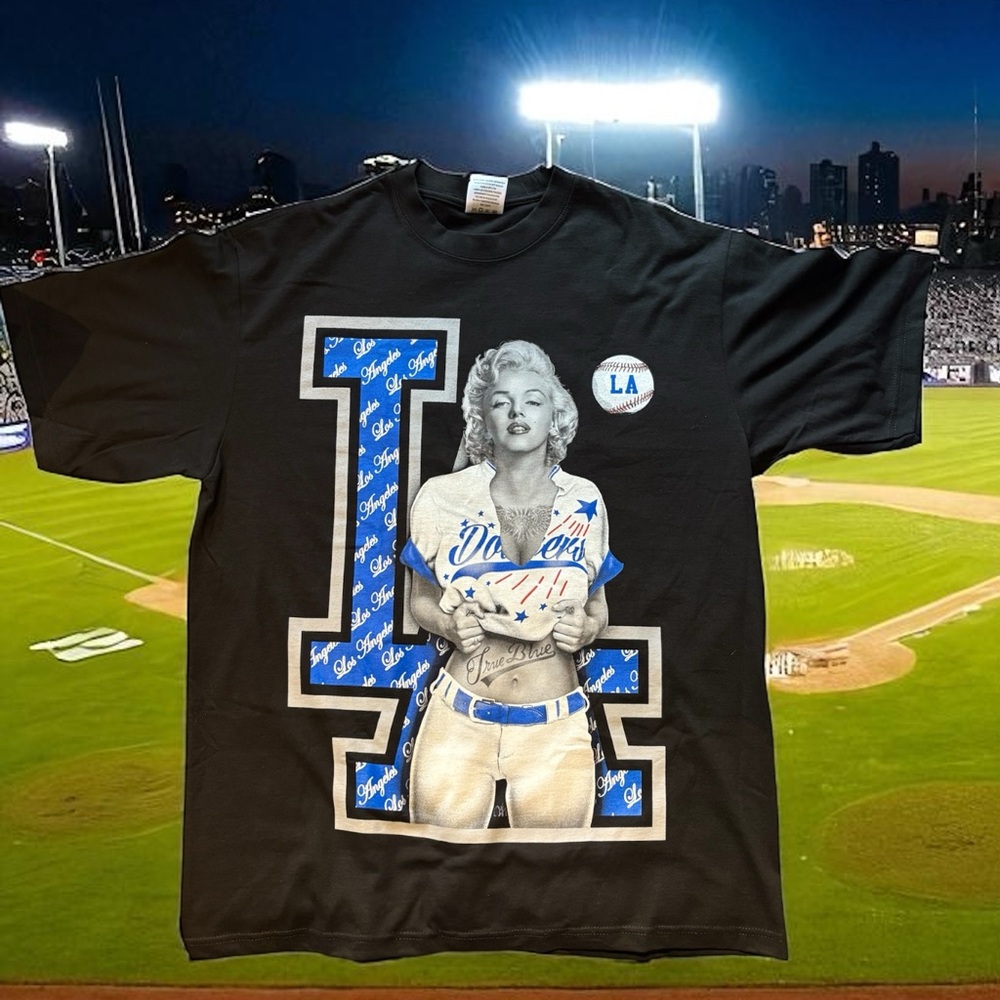 Shaka Wear Marilyn Monroe T Shirt NWT
